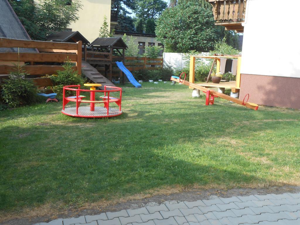 Magdalenka - Pokoje W Centrum Szczyrk Exterior photo